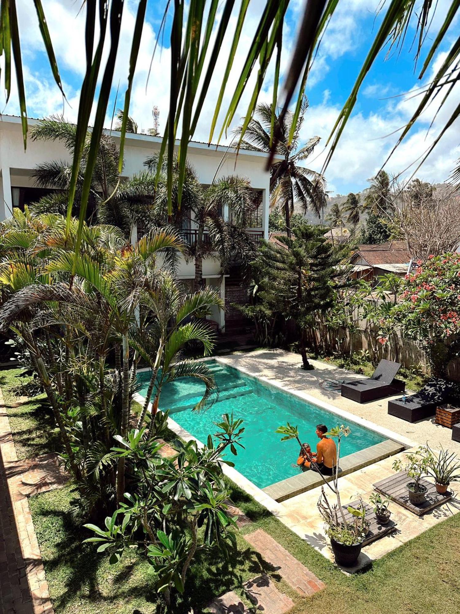 Hotel Hi5 Kuta à Kuta  Extérieur photo