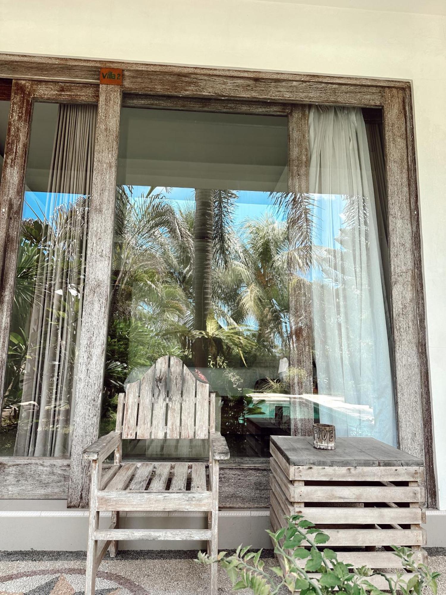 Hotel Hi5 Kuta à Kuta  Extérieur photo