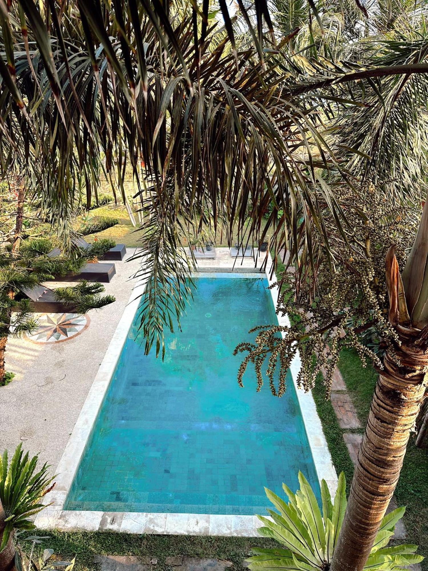 Hotel Hi5 Kuta à Kuta  Extérieur photo