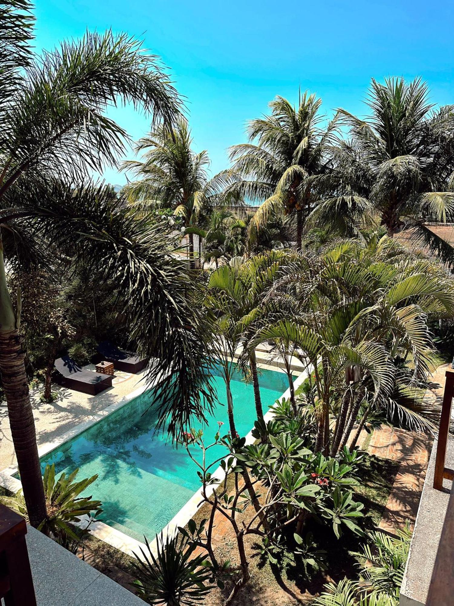 Hotel Hi5 Kuta à Kuta  Extérieur photo