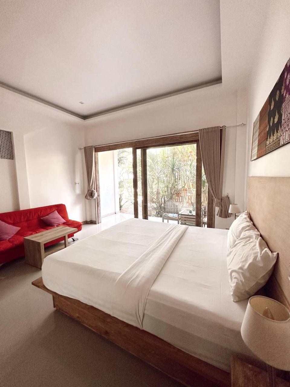 Hotel Hi5 Kuta à Kuta  Extérieur photo