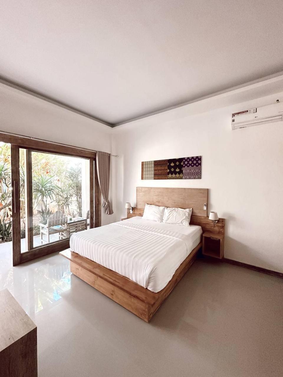 Hotel Hi5 Kuta à Kuta  Chambre photo